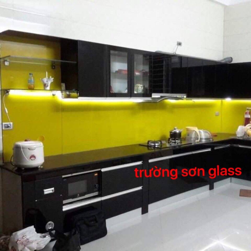 Nội thất kính yellow 2