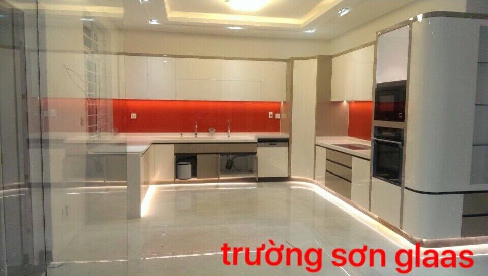 Nội thất kính phương tây
