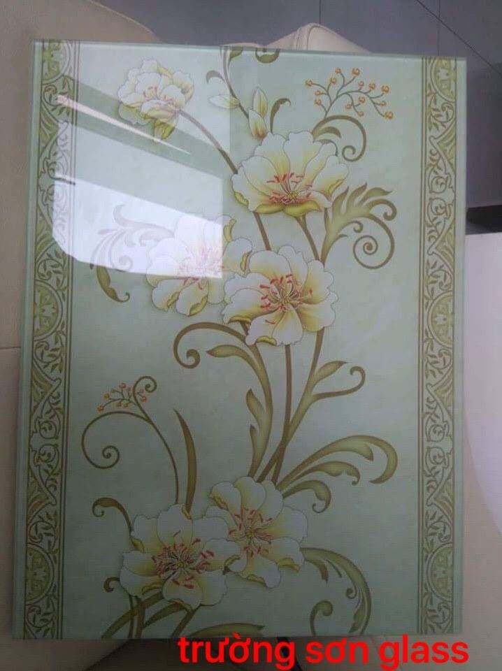 Họa tiết kính hoa