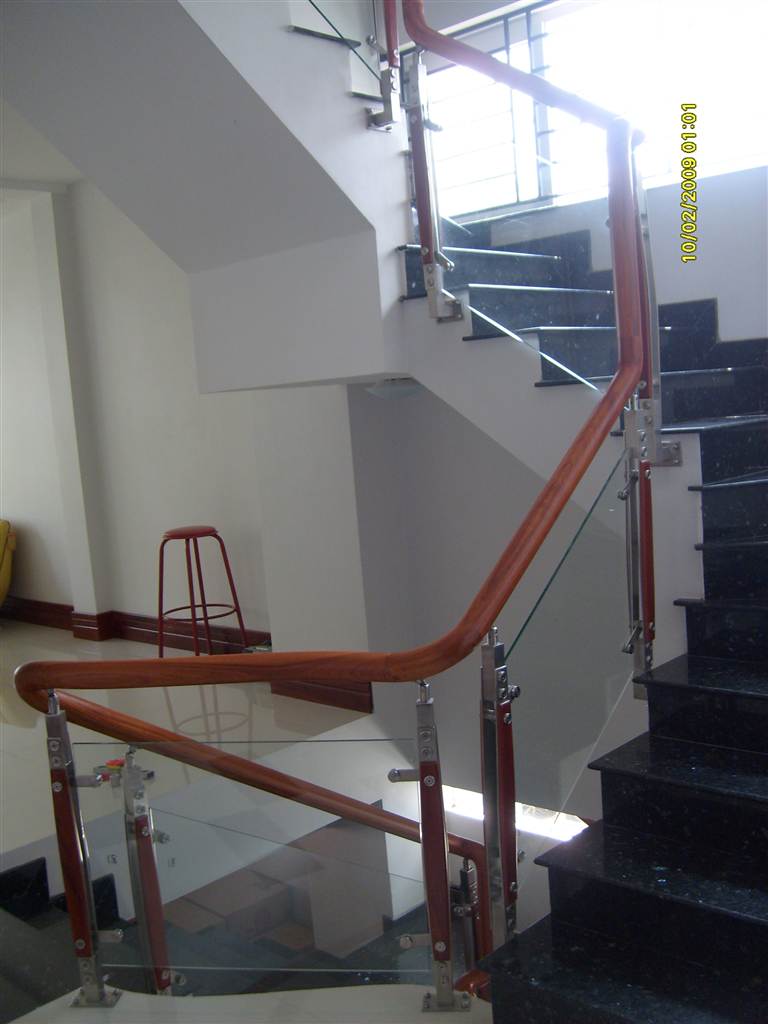 KTS- CẦU THANG KÍNH - 15